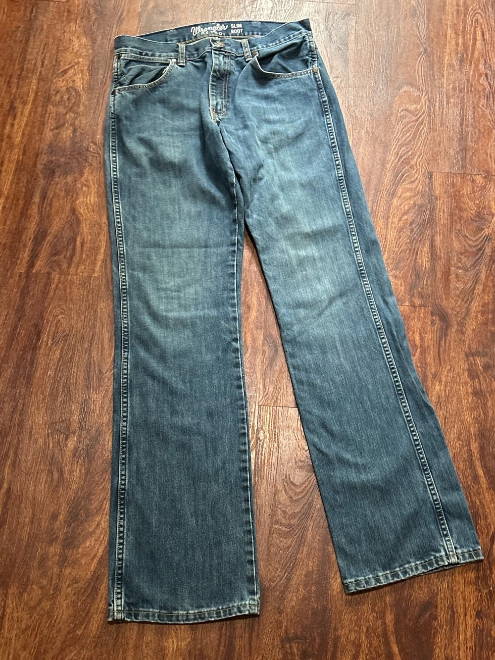 Wrangler Men’s Blue Bootcut Jeans